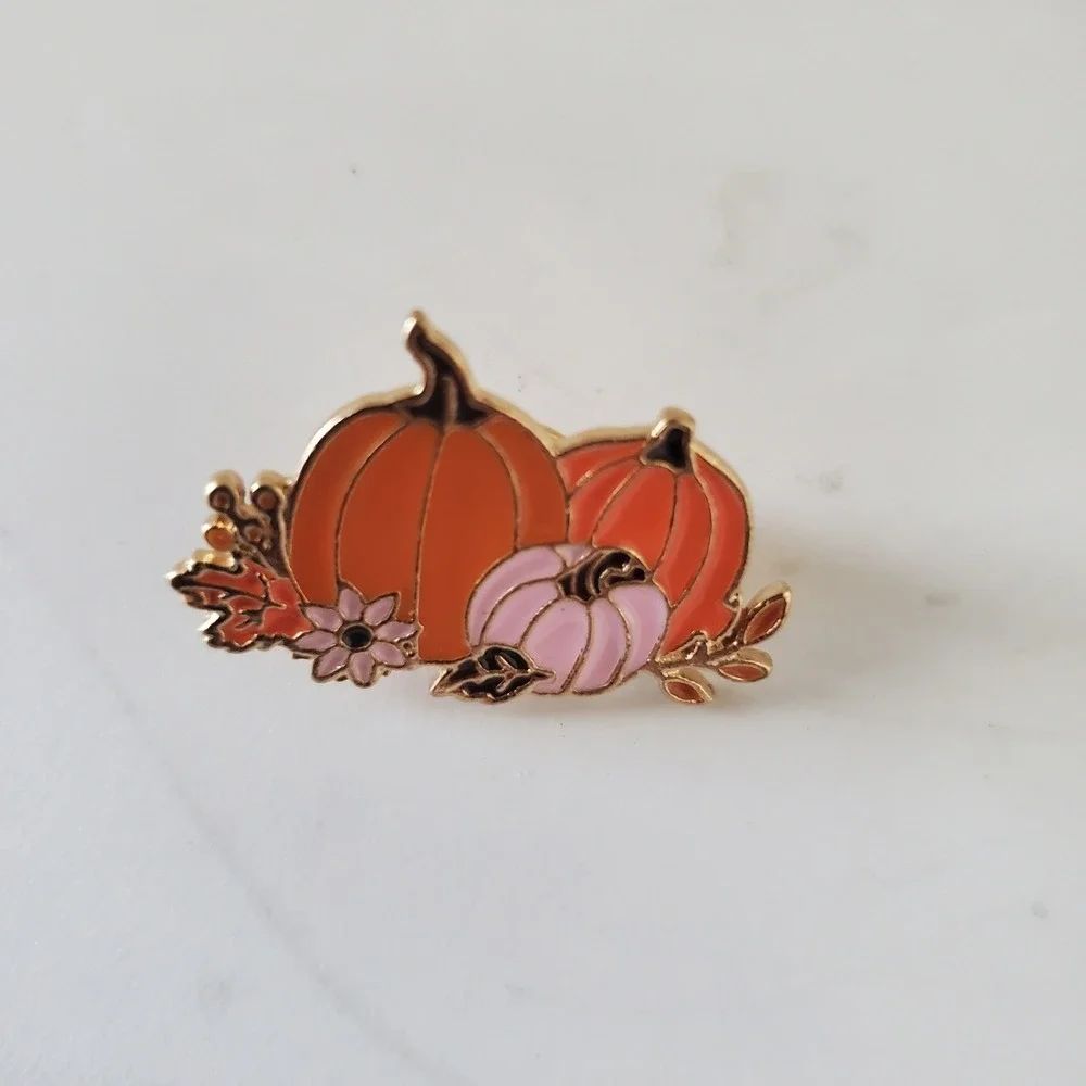 Pumpkin Patch Enamel Pin Gold Tone Fall Autumn Thanksgiving Pink Orange Brooch